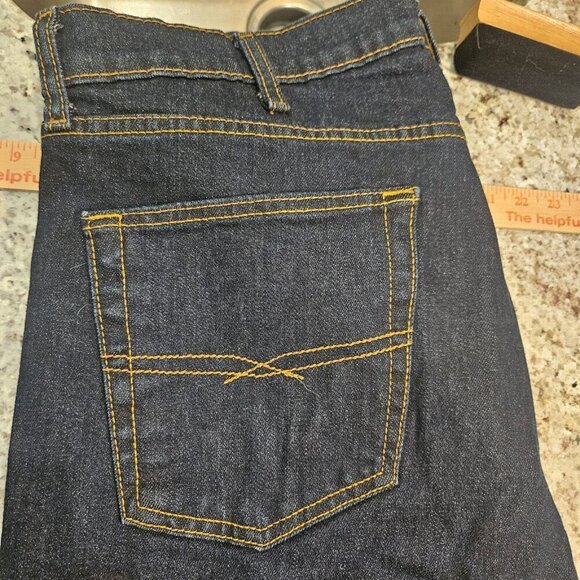 Levi's Jeans Men's 40Wx 32L Medium Wash Gold Signature Relaxed Fit EUC Straight - Picture 3 of 7